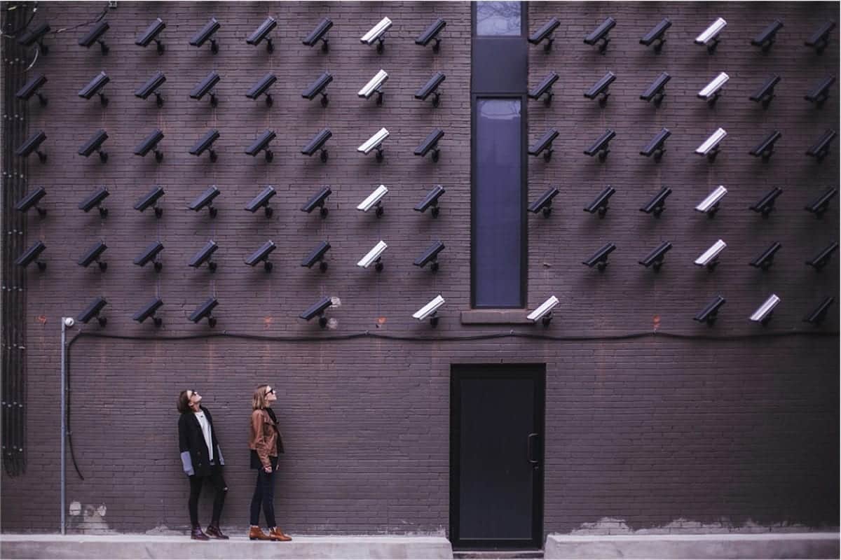 How Businesses Benefit from Remote Viewing Security Cameras