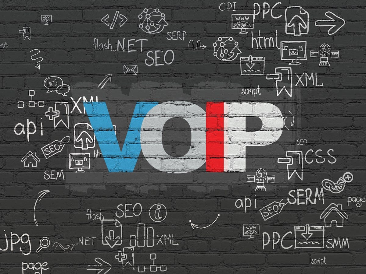 4 Reasons Small Businesses Choose Hosted VoIP Solutions